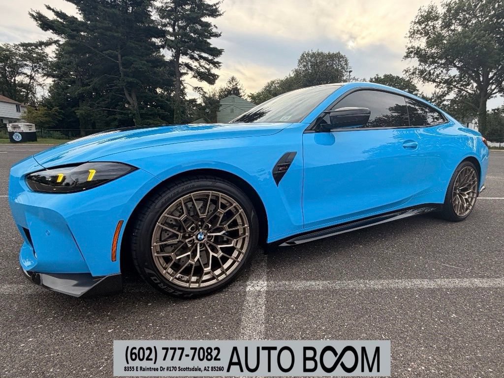 Used 2025 BMW M4 CS AWD/4WD video 1