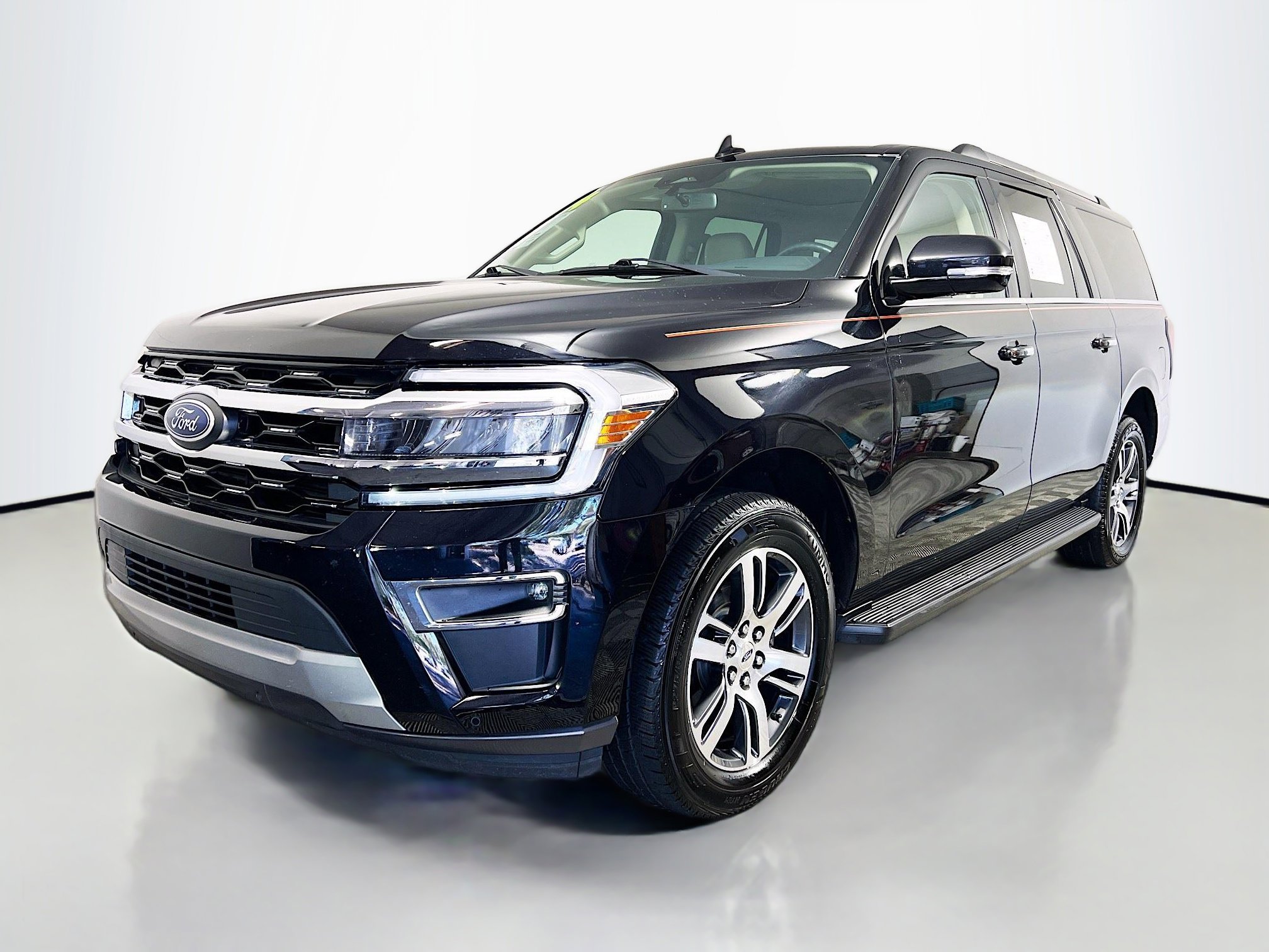 Used 2024 Ford Expedition Max Limited image 10