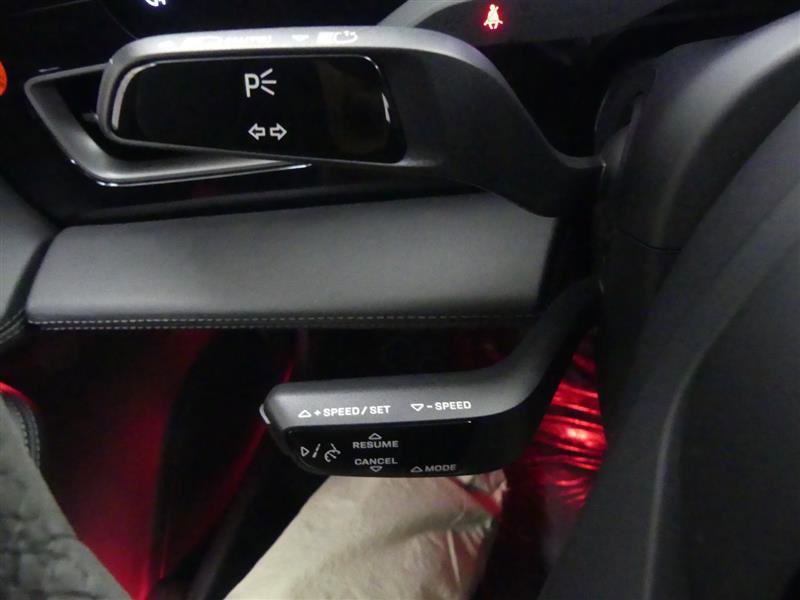 Used 2023 Porsche Taycan GTS image 23