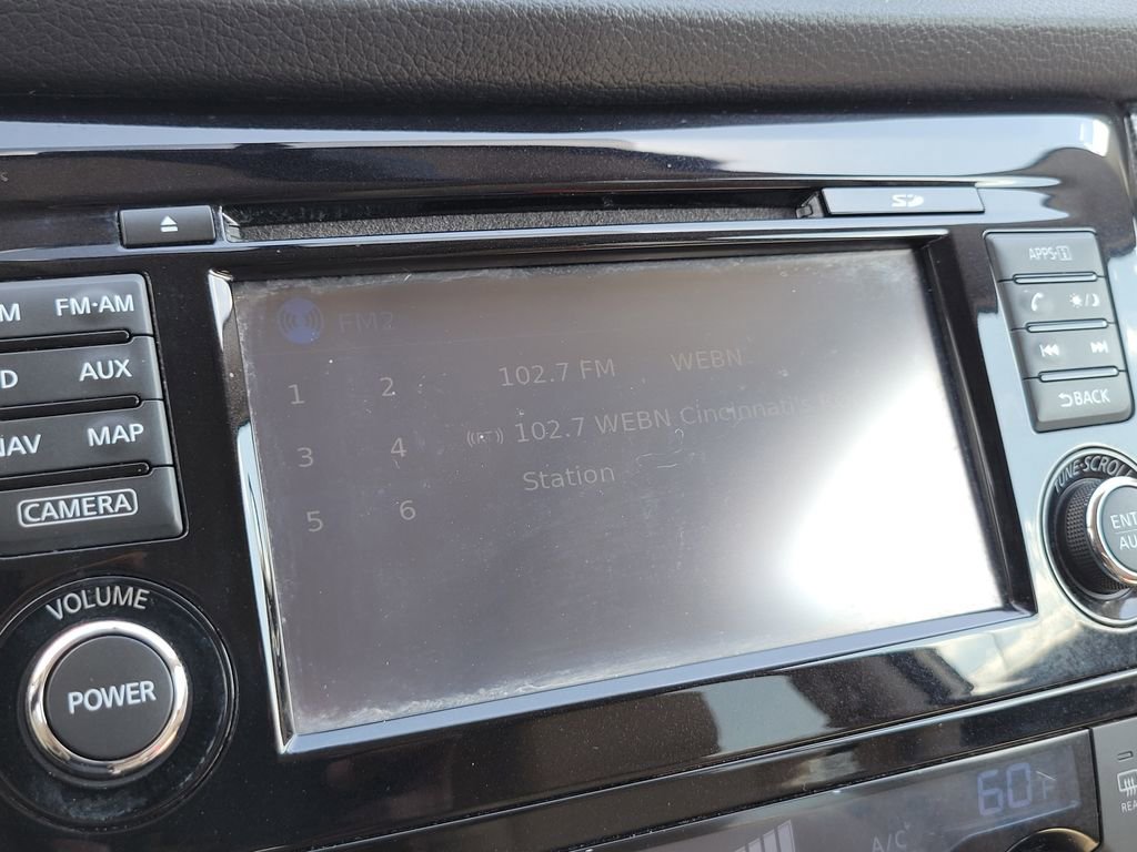 Used 2015 Nissan Rogue SL w/ SL Premium Package image 26