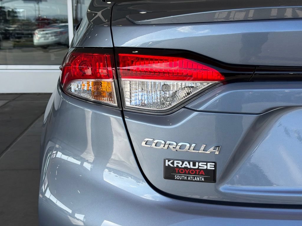 Certified 2026 Toyota Corolla SE FWD image 11