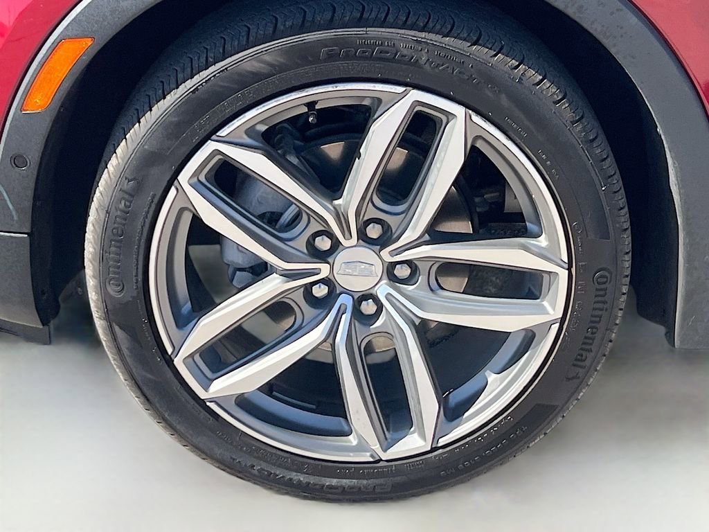 Used 2023 Cadillac XT4 Sport FWD image 32