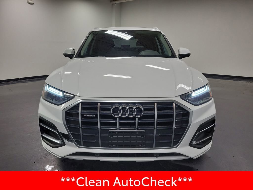 Used 2021 Audi Q5 2.0T Premium w/ Convenience Package image 3