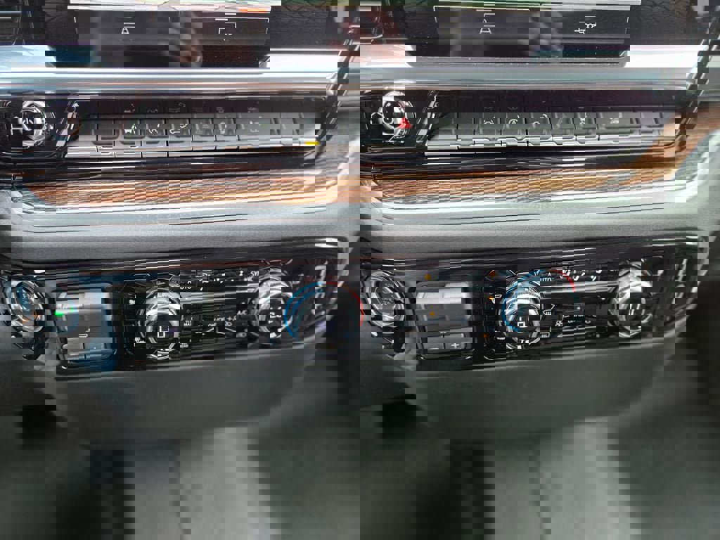 New 2026 GMC Sierra 1500 Elevation w/ Elevation Select Package image 21