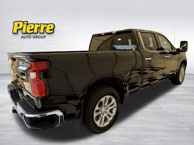 Used 2025 Chevrolet Silverado 1500 LTZ AWD/4WD image 6