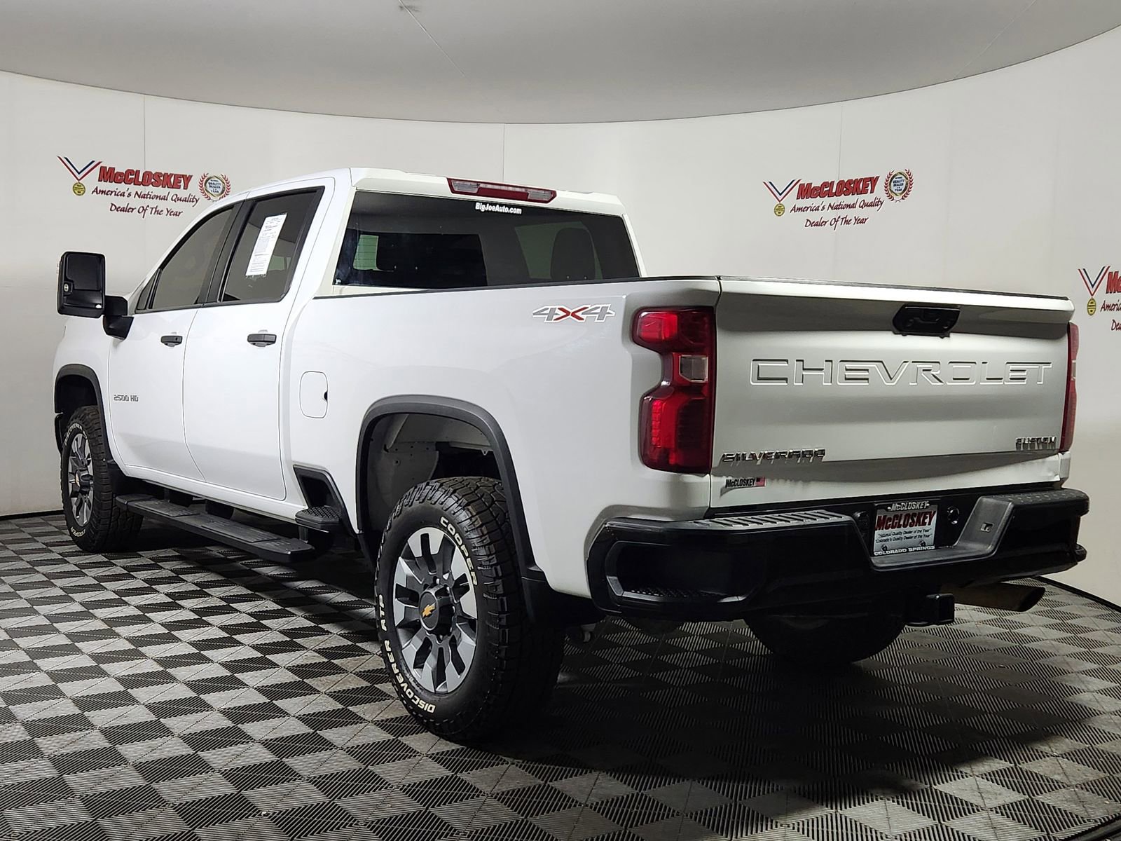 Used 2022 Chevrolet Silverado 2500 Custom w/ Custom Value Package image 5