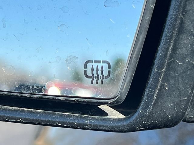 Used 2019 Jeep Cherokee Latitude Plus FWD image 37