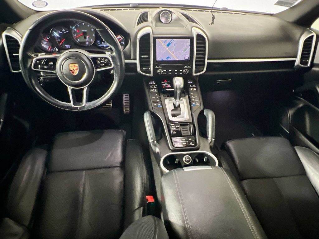 Used 2017 Porsche Cayenne S AWD/4WD image 28