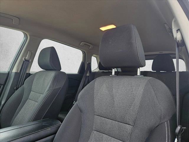 Used 2025 Nissan Rogue SV image 12