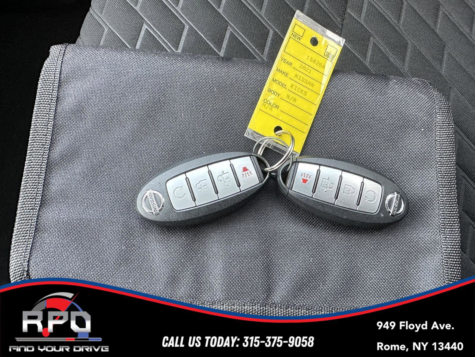 Used 2021 Nissan Kicks SV image 26