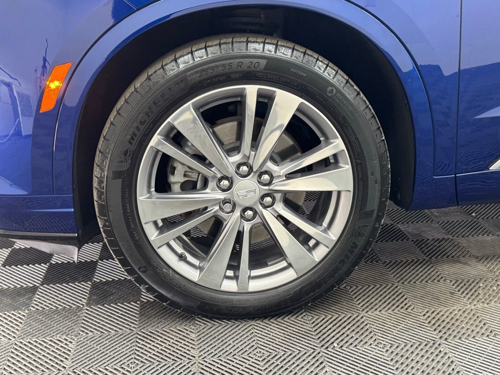 Used 2024 Cadillac XT6 Premium Luxury w/ LPO, Floor Liner Package image 17