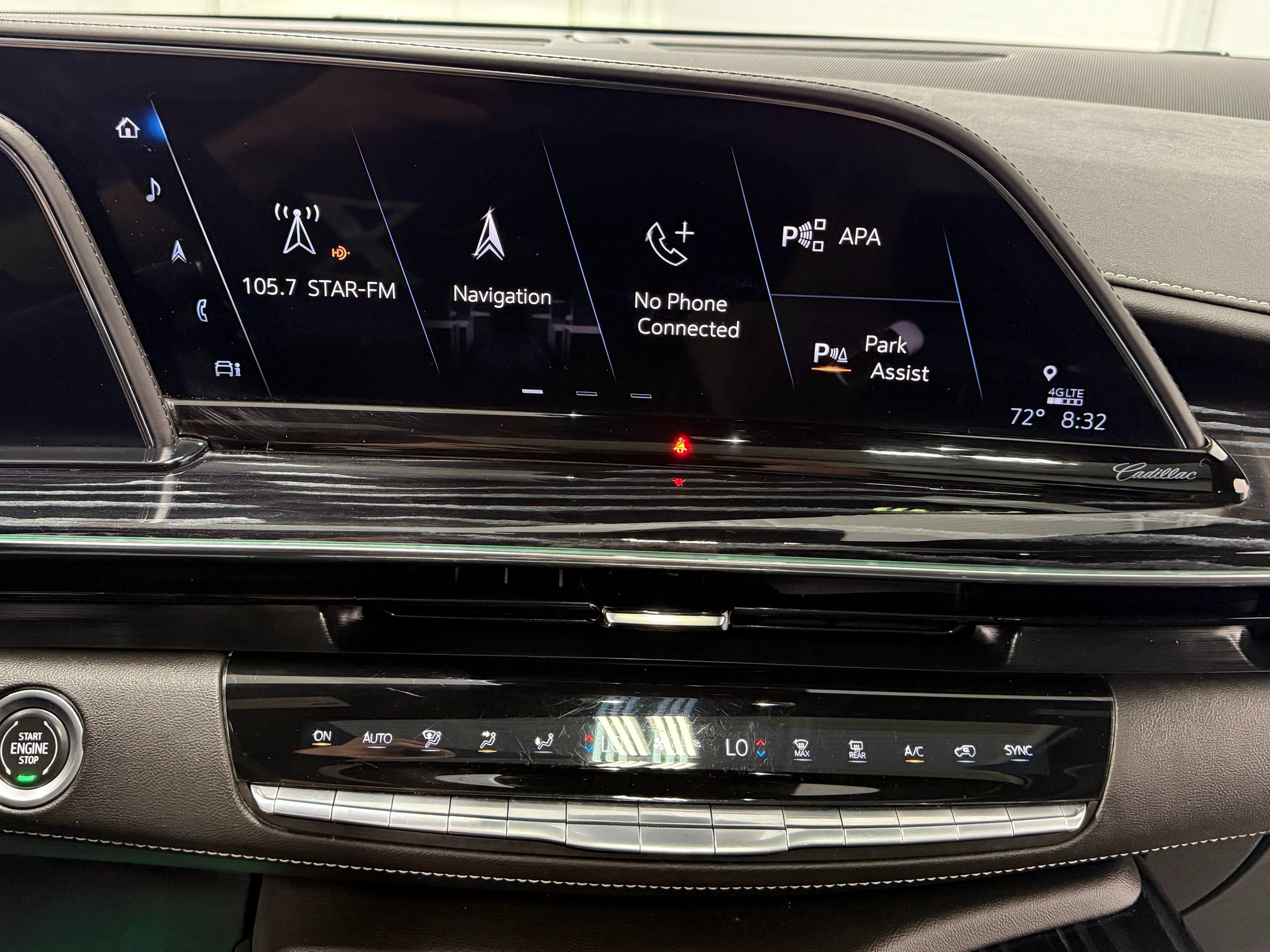 Used 2021 Cadillac Escalade Sport w/ Driver Assist Tech Package AWD/4WD image 31
