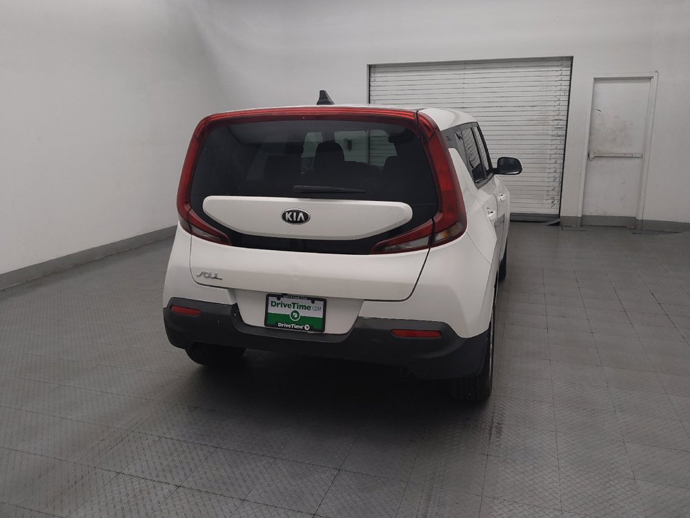 Used 2021 Kia Soul LX FWD image 7