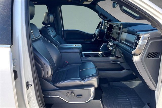 Used 2024 Ford F350 Platinum w/ FX4 Off-Road Package image 7