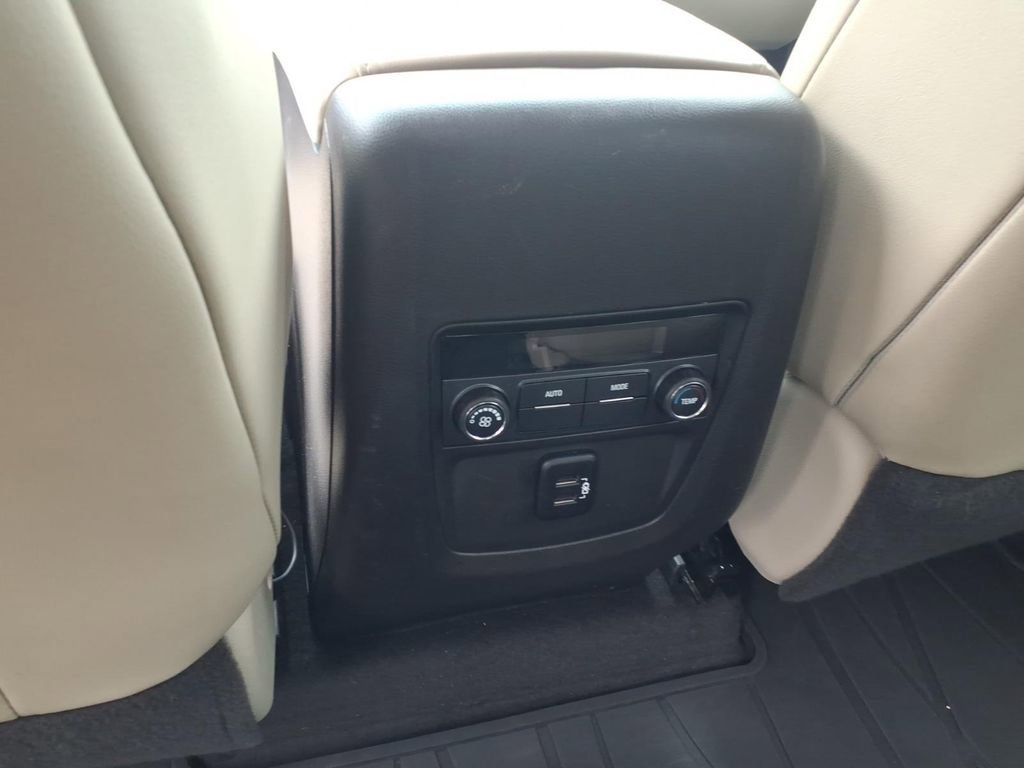Used 2018 Buick Enclave Essence w/ Trailering Package image 8