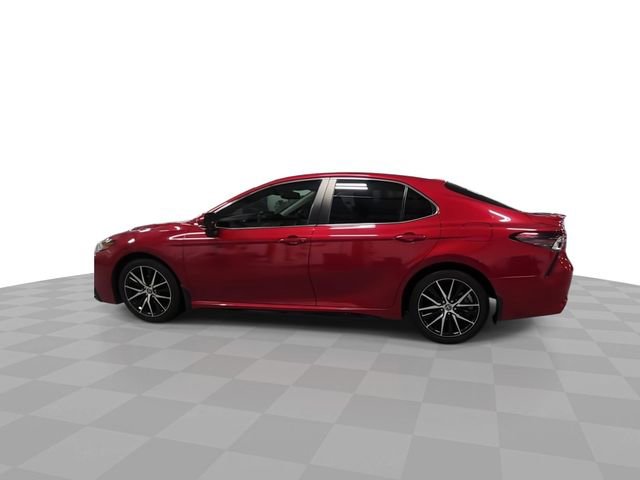 Used 2022 Toyota Camry SE w/ Convenience Package FWD image 6