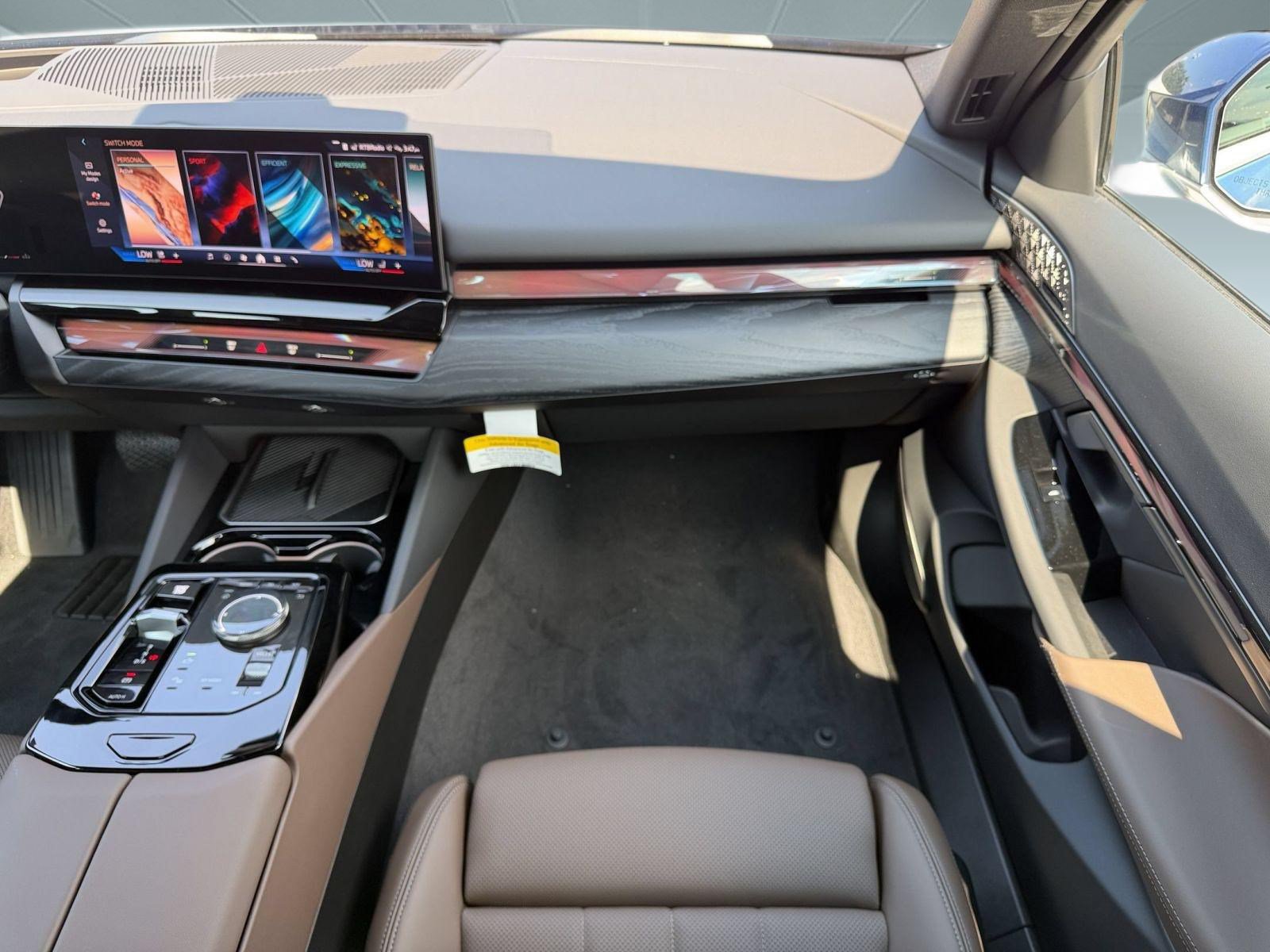 New 2027 BMW 530i RWD image 30