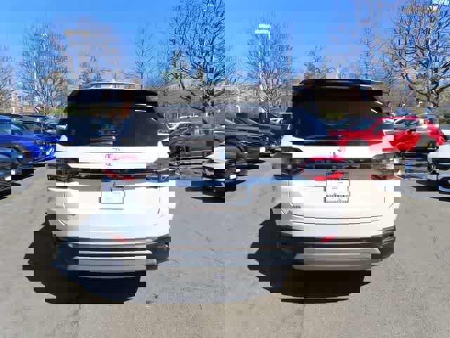 Certified 2025 Honda Pilot EX-L image 5