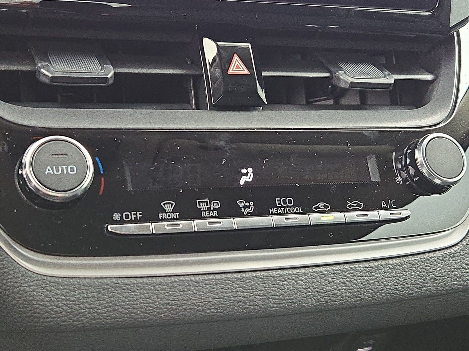 New 2027 Toyota Corolla LE w/ LE Premium Package FWD image 22