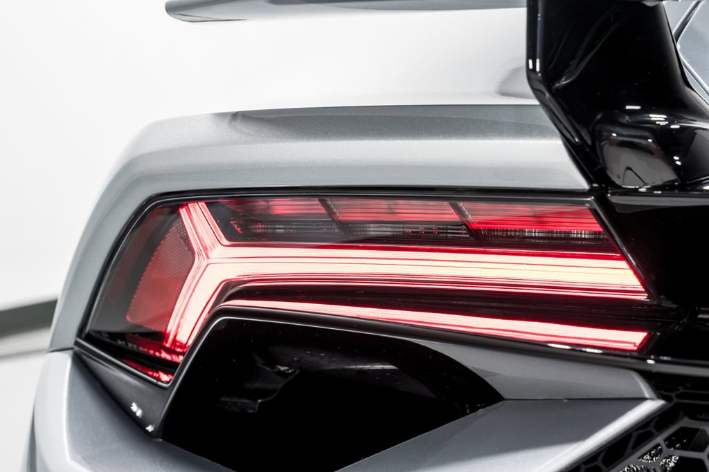 Used 2023 Lamborghini Huracan Tecnica RWD image 52