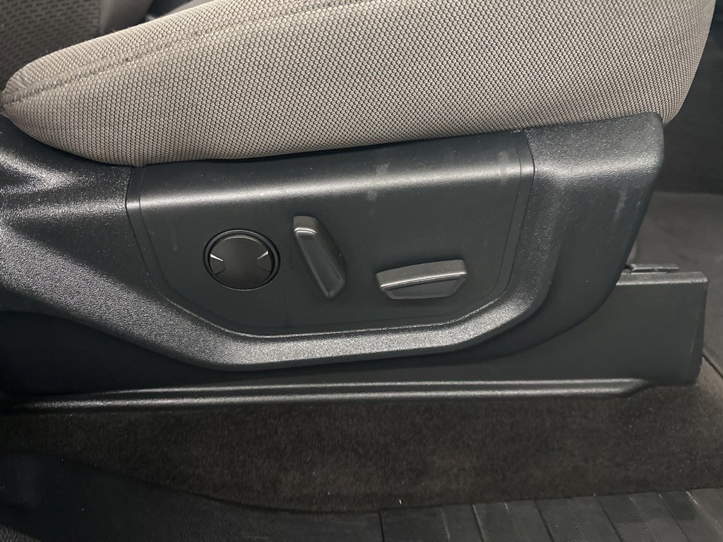 Used 2020 Ford F150 XLT w/ Equipment Group 302A Luxury image 38