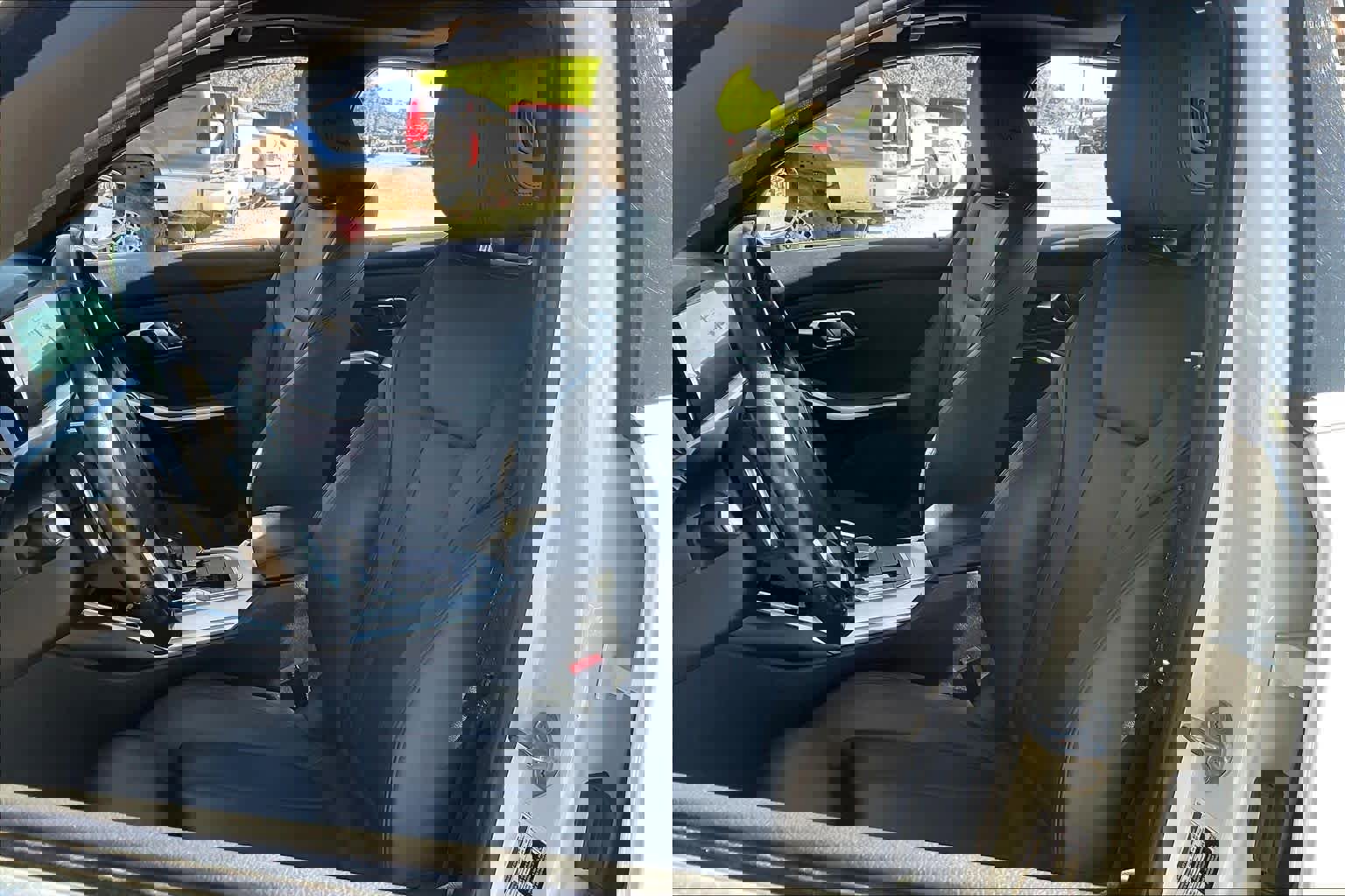 Used 2019 BMW 330i Sedan w/ Driving Assistance Package RWD image 8