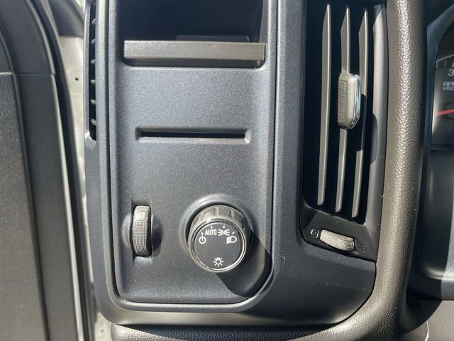 Used 2018 GMC Sierra 1500 2WD Regular Cab image 30