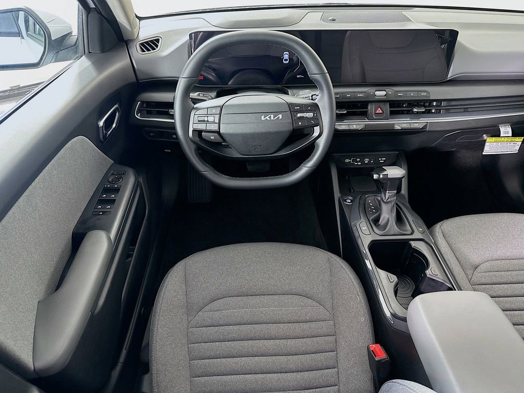 Certified 2025 Kia K4 EX FWD image 4