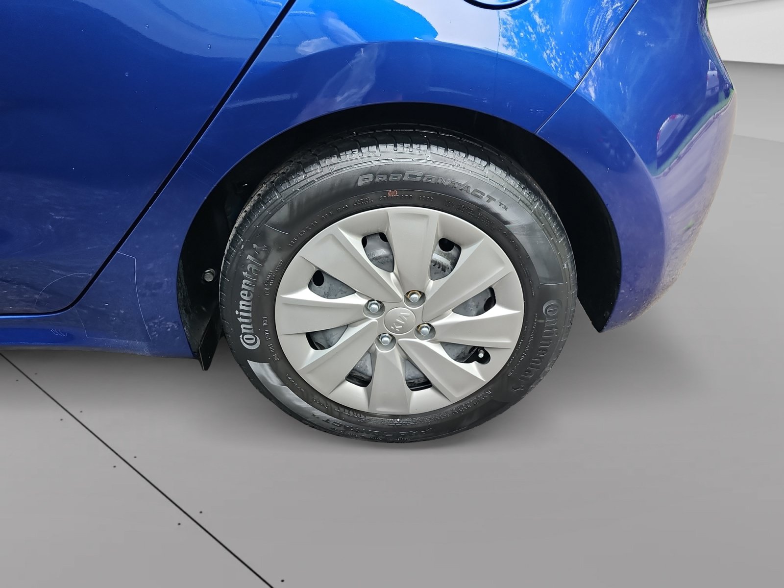 Used 2018 Kia Rio S FWD image 18