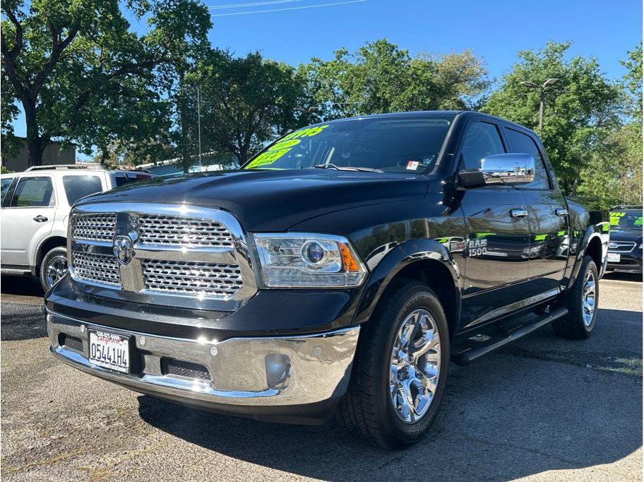 Used 2017 RAM 1500 Laramie w/ Convenience Group image 3