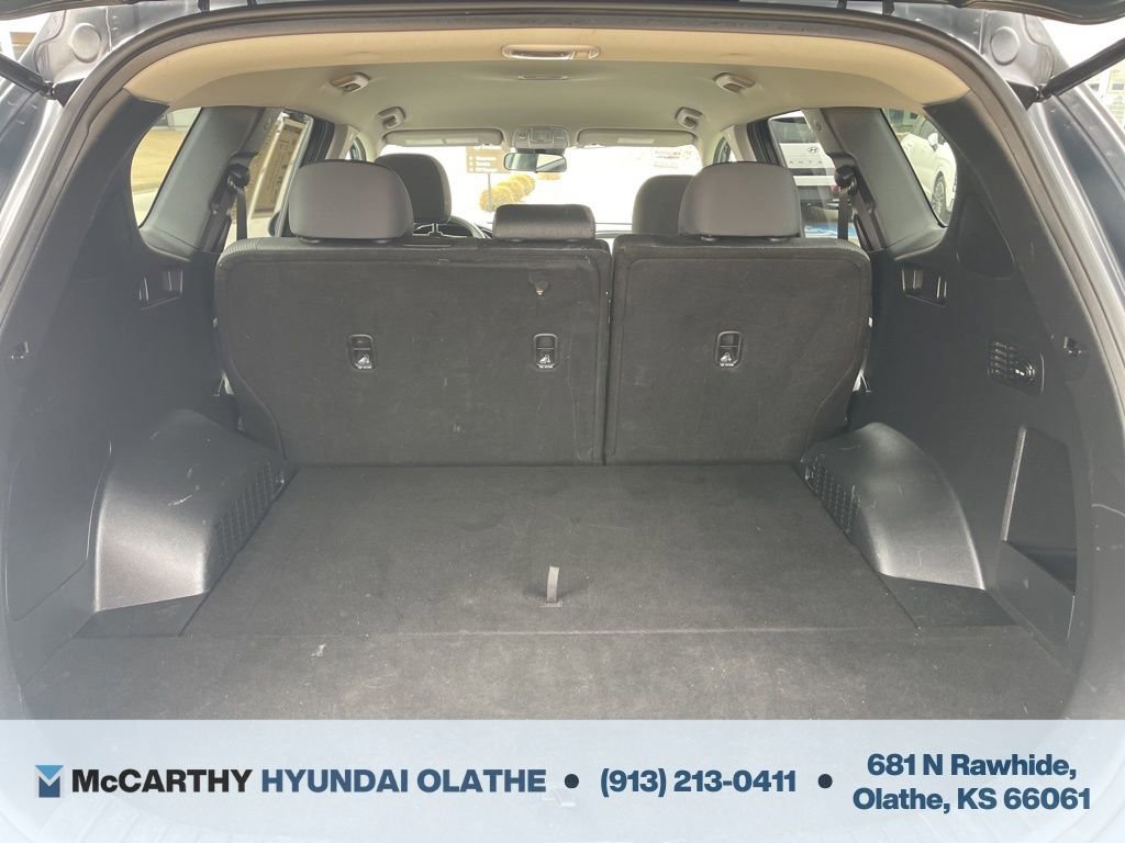 Used 2020 Hyundai Santa Fe SE image 19