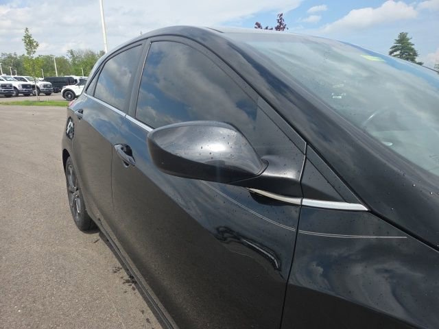 Used 2013 Hyundai Elantra GT FWD image 5