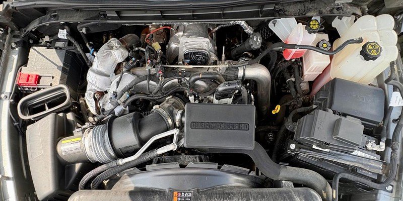 Used 2024 GMC Sierra 2500 Denali Ultimate AWD/4WD image 10