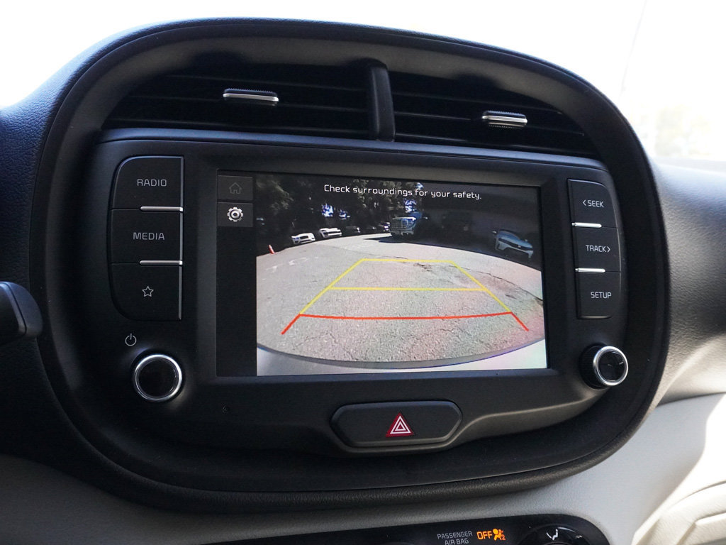 Used 2025 Kia Soul LX w/ LX Technology Package FWD image 37