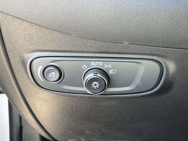 Used 2023 Chevrolet Equinox RS image 21