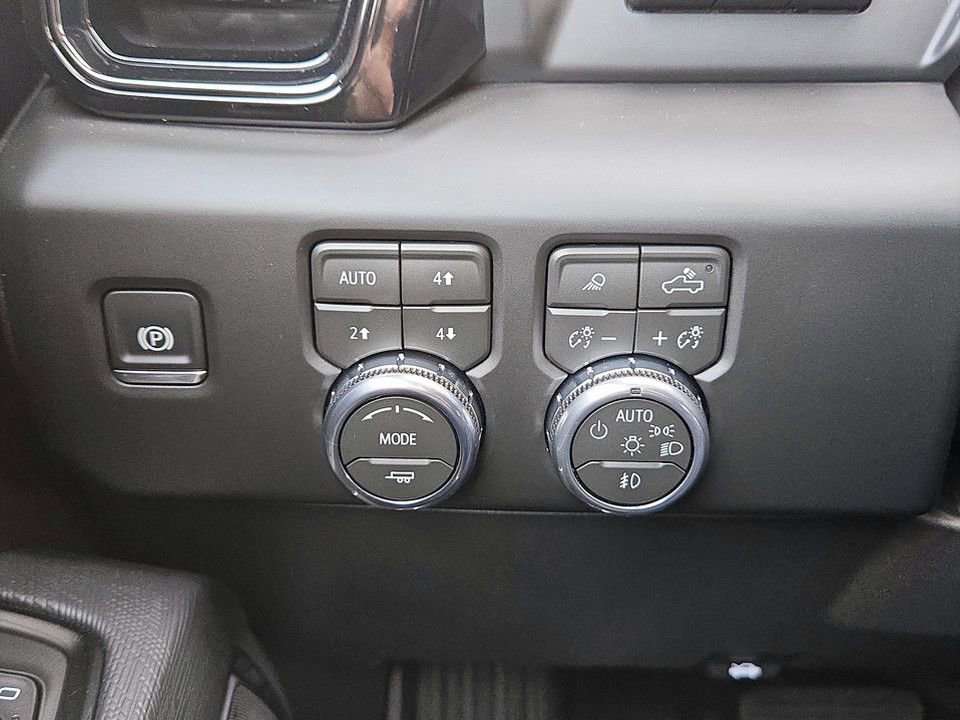 New 2026 GMC Sierra 1500 AT4X AWD/4WD image 18