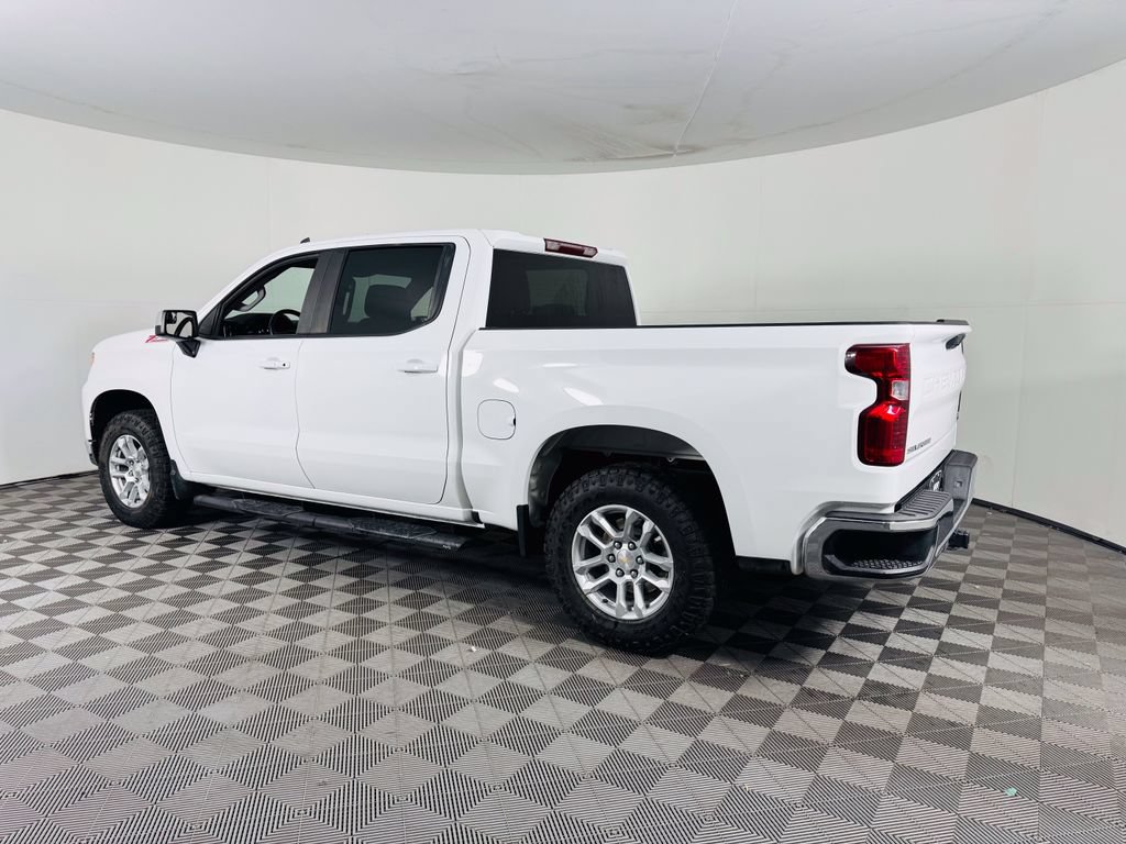 Used 2023 Chevrolet Silverado 1500 LT w/ Z71 Off-Road Package AWD/4WD image 20