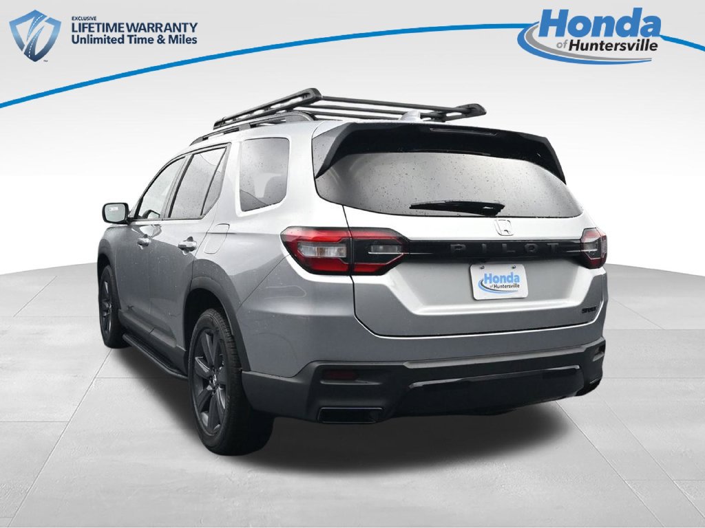New 2026 Honda Pilot Sport image 7