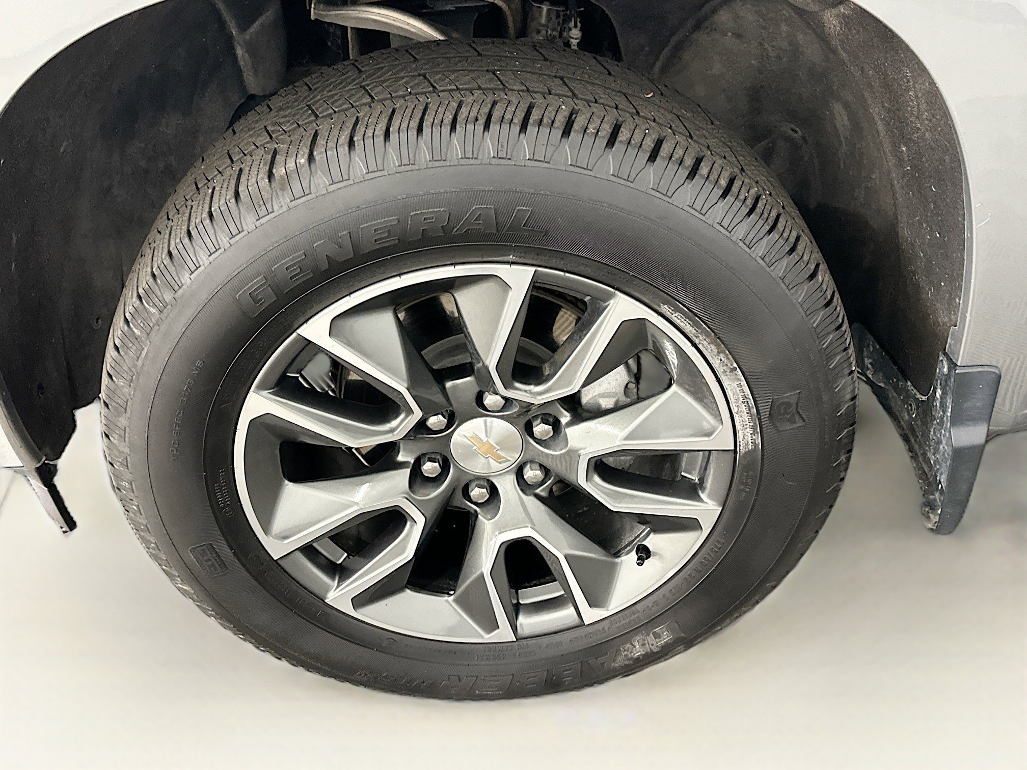 Used 2024 Chevrolet Silverado 1500 LT image 11