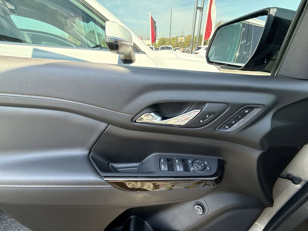 Certified 2023 GMC Acadia AT4 w/ Technology Package image 29