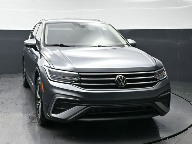 Used 2024 Volkswagen Tiguan Wolfsburg Edition image 2