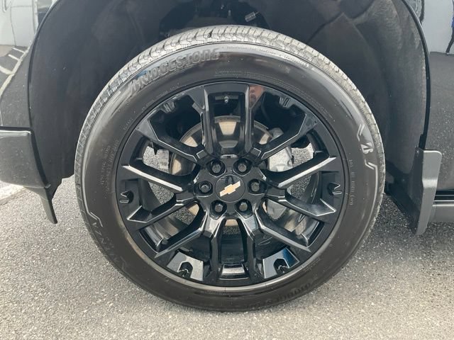 Used 2024 Chevrolet Silverado 1500 High Country w/ Midnight Edition AWD/4WD image 19