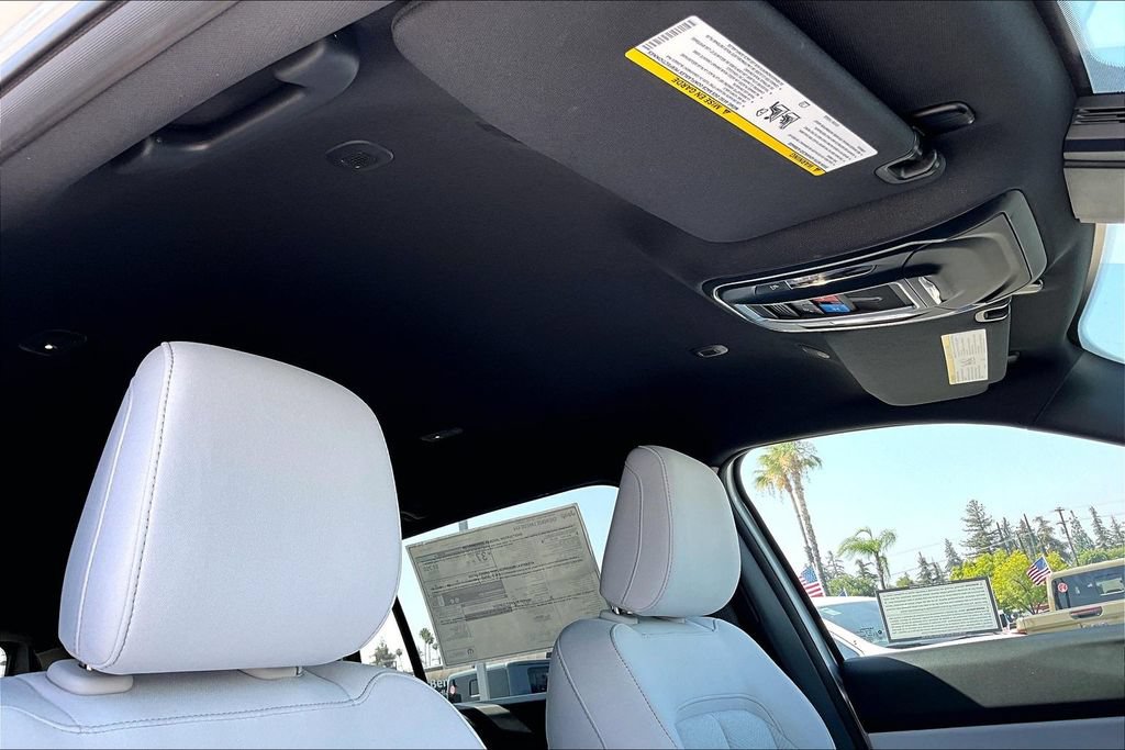 New 2026 Jeep Cherokee Laredo AWD/4WD image 14