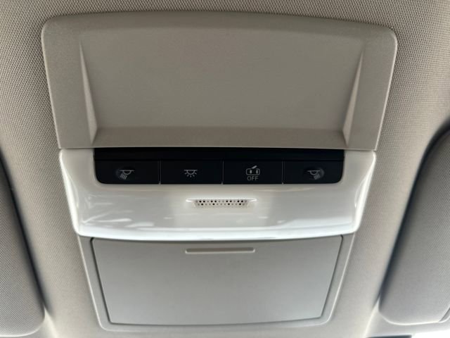 Used 2024 Nissan Pathfinder S image 20