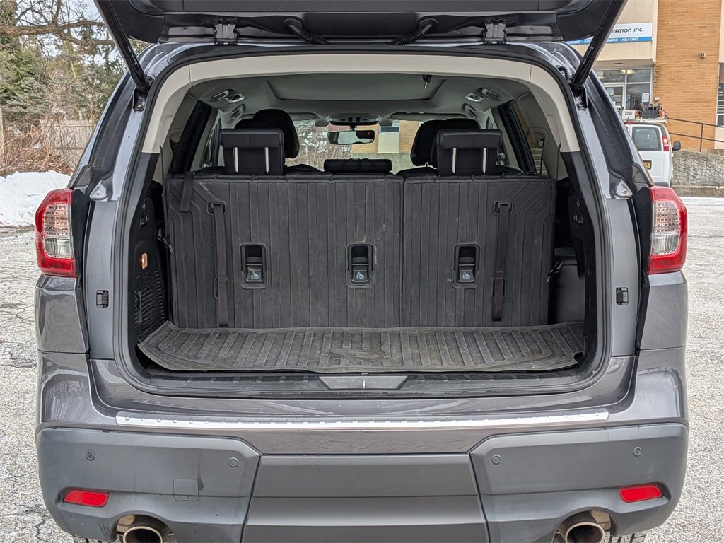 Used 2022 Subaru Ascent Limited w/ Technology Package image 6