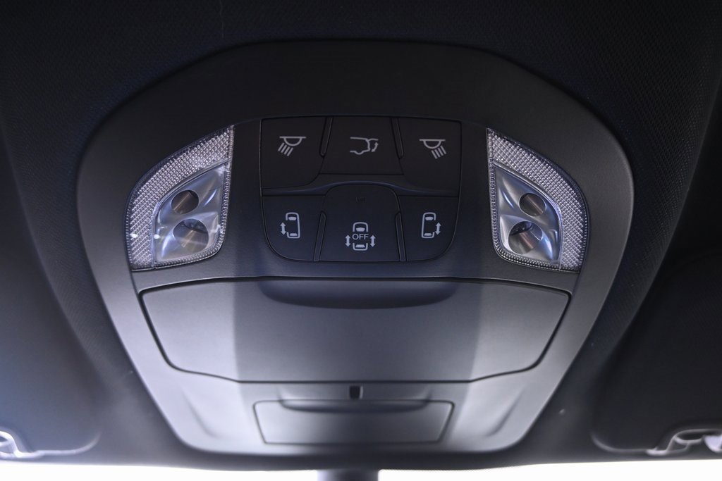 New 2026 Chrysler Pacifica Select image 33