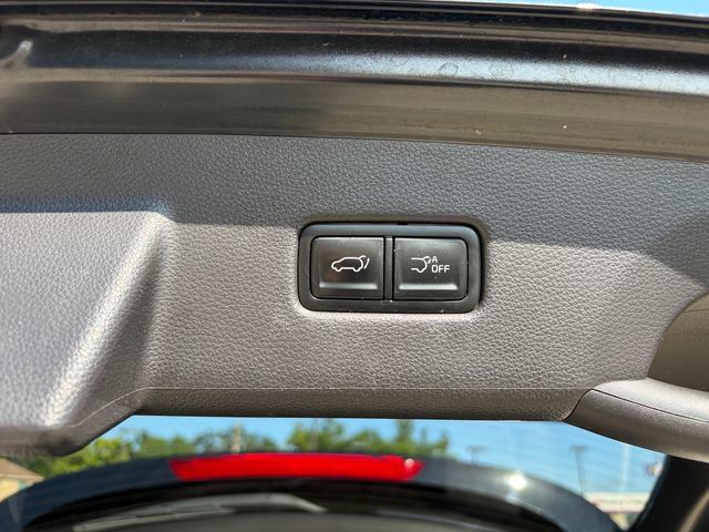 Certified 2024 Kia Carnival EX FWD image 23