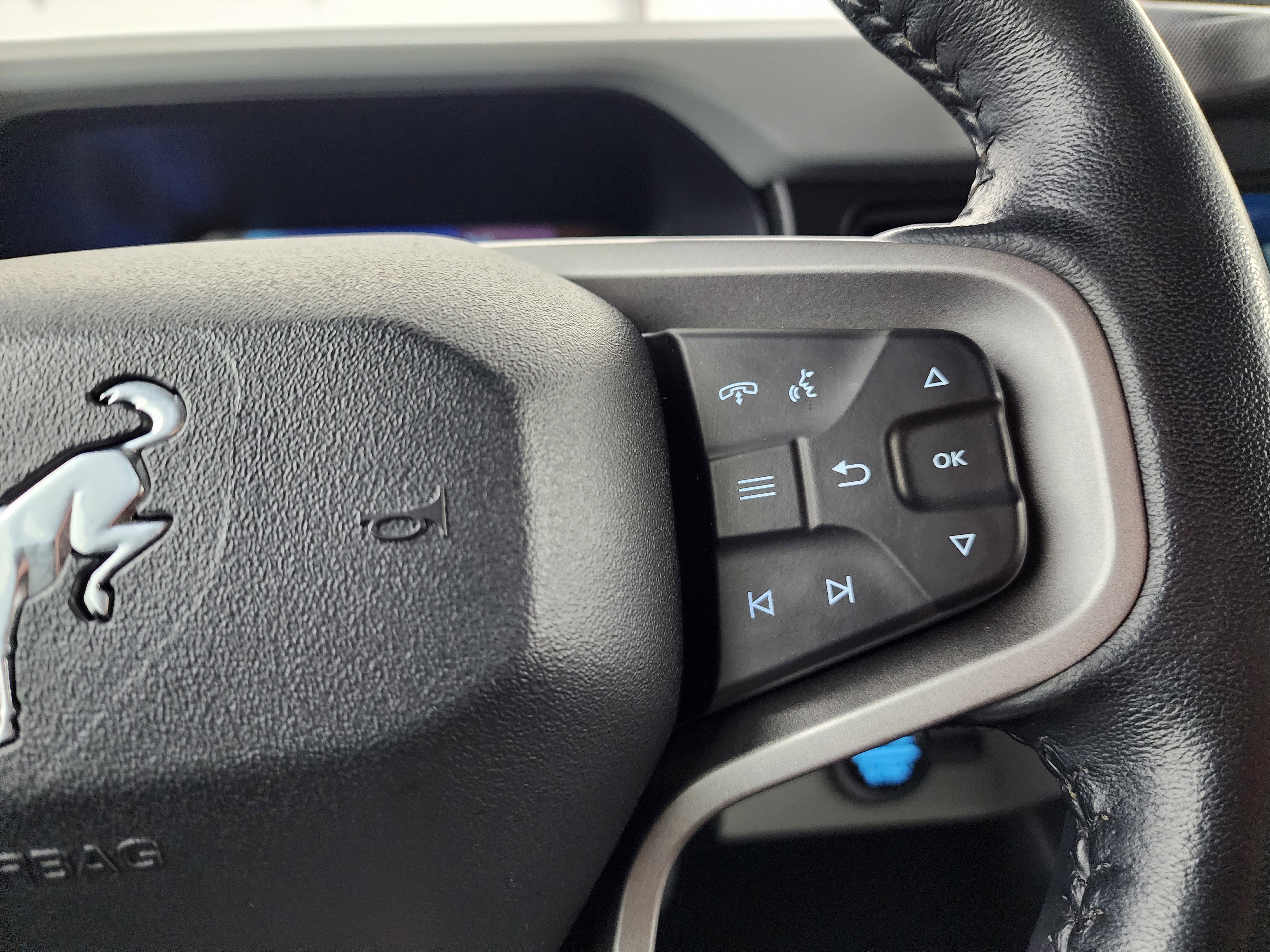 Used 2023 Ford Bronco Badlands w/ Sasquatch Package image 13