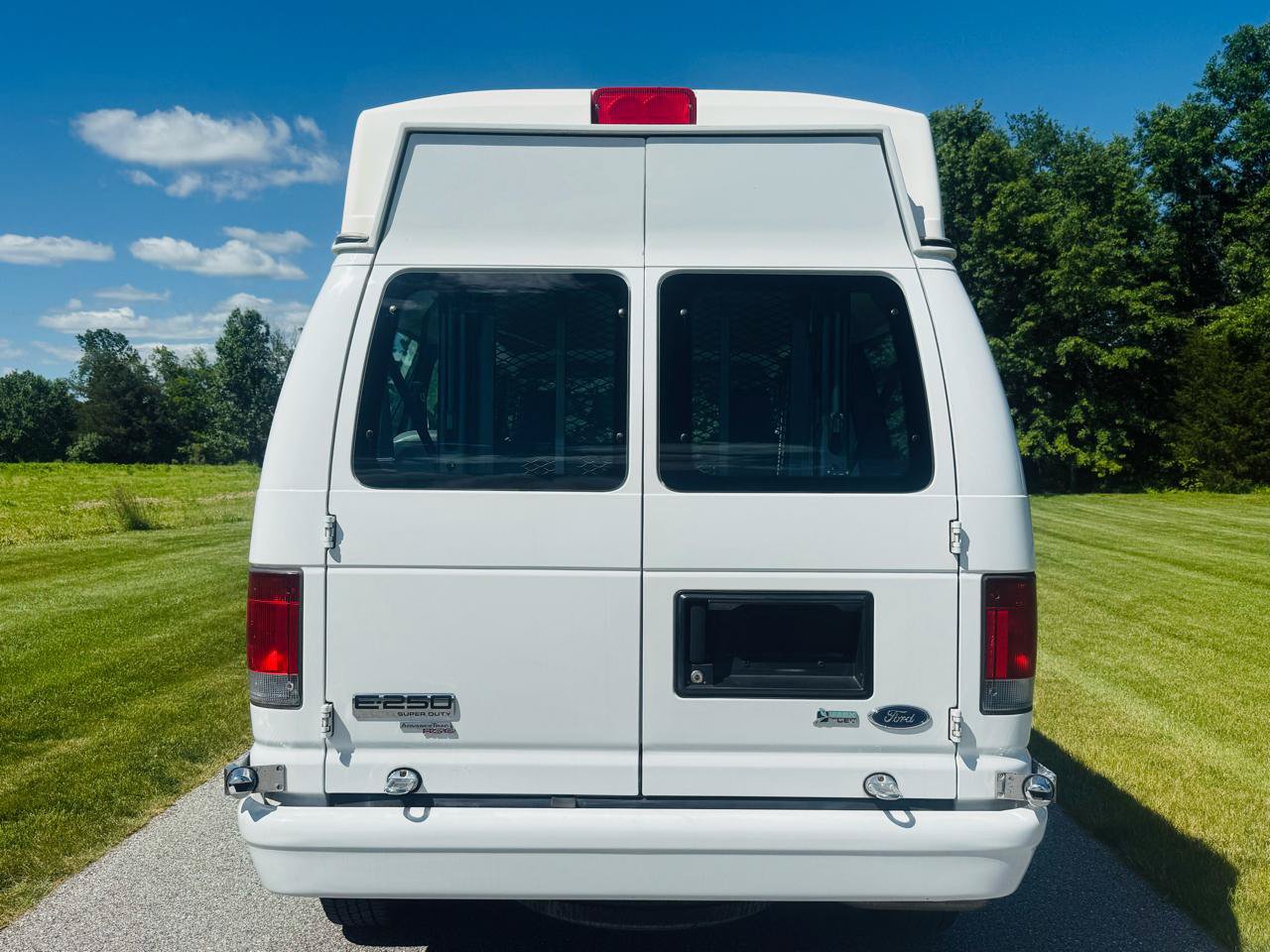 Used 2012 Ford E-250 and Econoline 250 w/ PWR Group RWD image 10