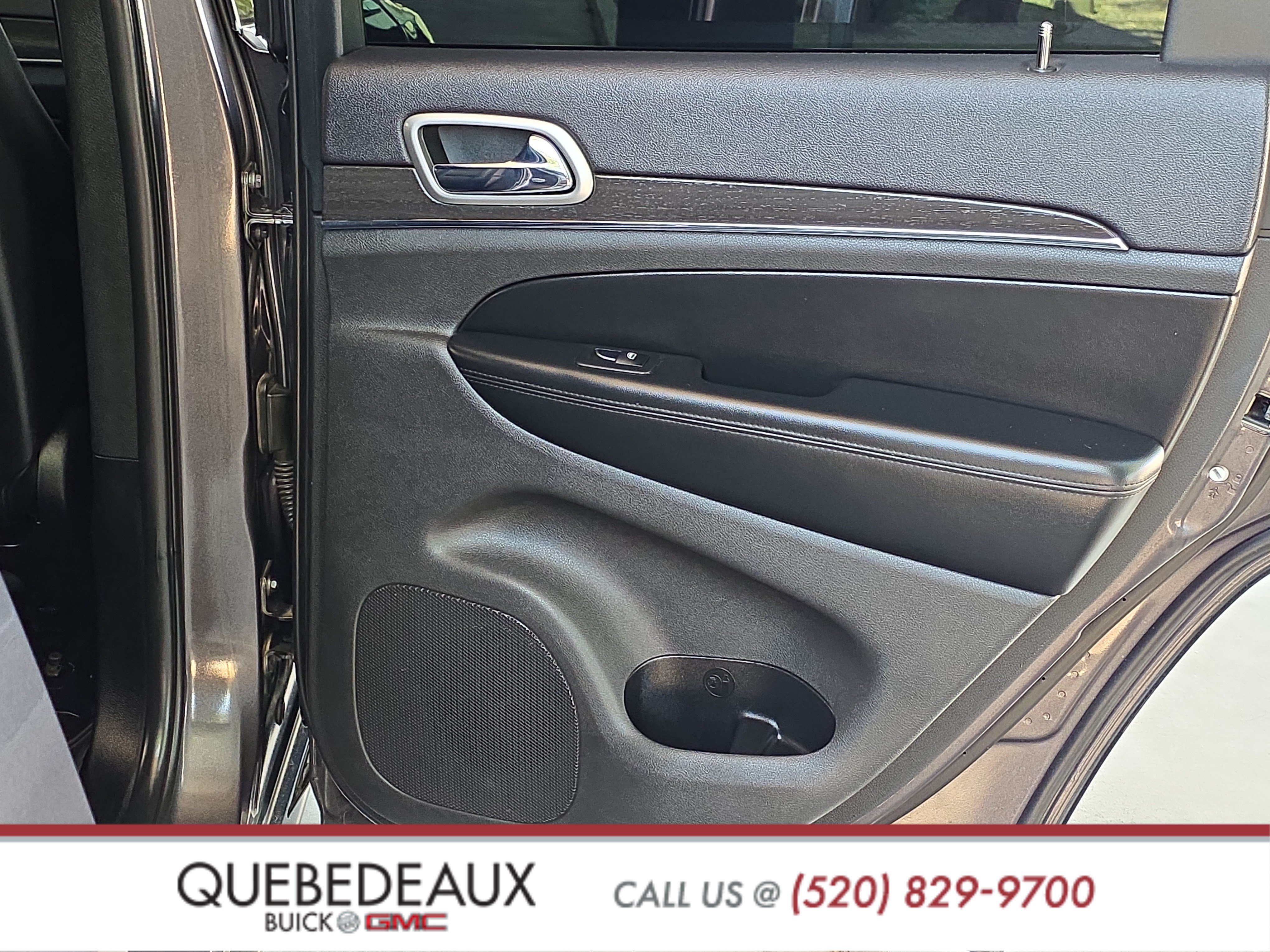 Used 2018 Jeep Grand Cherokee Limited w/ Trailer Tow Group IV AWD/4WD image 24